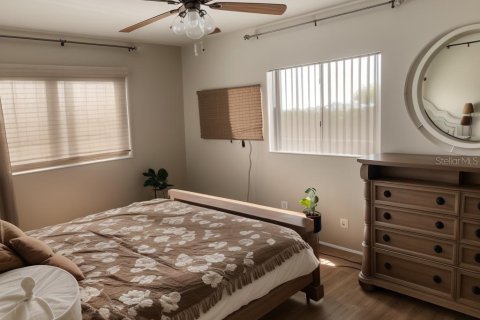 House in Clearwater, Florida 3 bedrooms, 151.43 sq.m. № 1884467 - photo 4