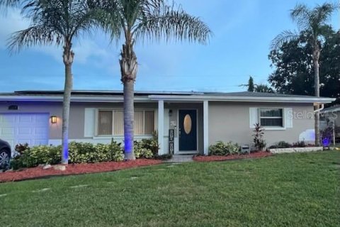 House in Clearwater, Florida 3 bedrooms, 151.43 sq.m. № 1884467 - photo 15