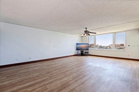 Condominio en venta en Clearwater, Florida, 2 dormitorios, 183.95 m2 № 2148221 - foto 9