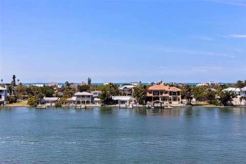 Condominio en venta en Clearwater, Florida, 2 dormitorios, 183.95 m2 № 2148221 - foto 18