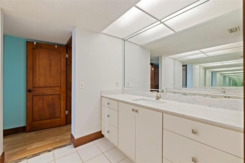 Condominio en venta en Clearwater, Florida, 2 dormitorios, 183.95 m2 № 2148221 - foto 29