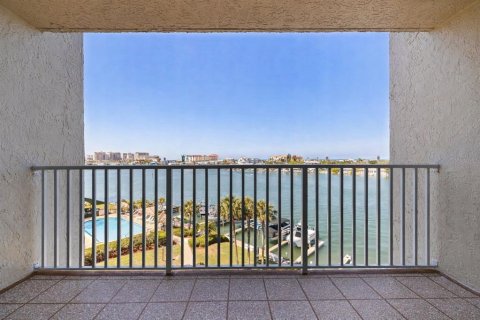 Condominio en venta en Clearwater, Florida, 2 dormitorios, 183.95 m2 № 2148221 - foto 26