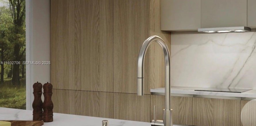 Propiedad comercial en Pompano Beach, Florida № 1991510