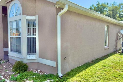 Villa ou maison à louer à Kissimmee, Floride: 4 chambres, 117.34 m2 № 1632310 - photo 3