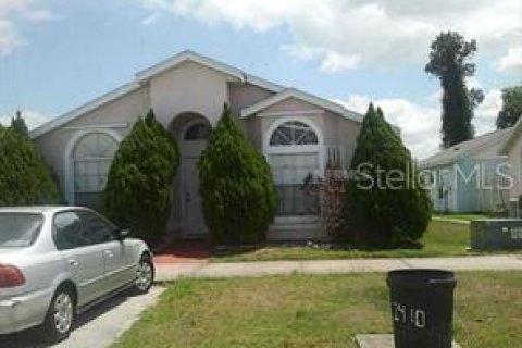 Villa ou maison à louer à Kissimmee, Floride: 4 chambres, 117.34 m2 № 1632310 - photo 1