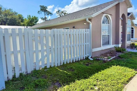 Villa ou maison à louer à Kissimmee, Floride: 4 chambres, 117.34 m2 № 1632310 - photo 4