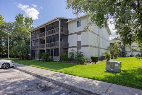 Condominio en venta en Gainesville, Florida, 1 dormitorio, 65.22 m2 № 1829851 - foto 3
