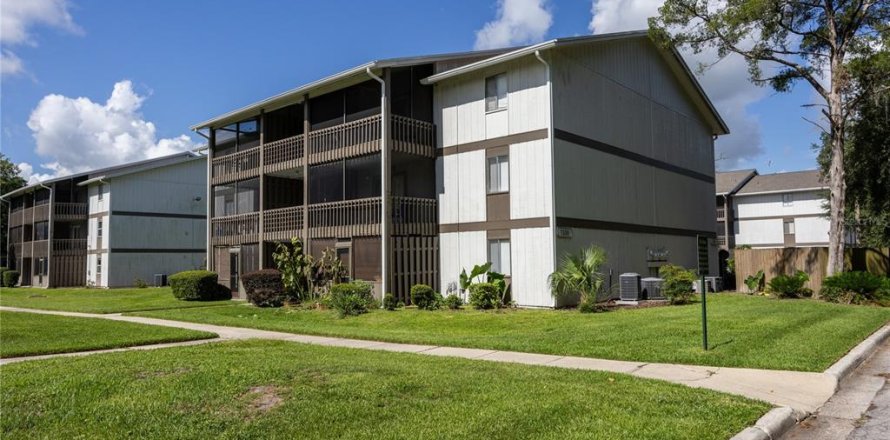 Condominio en Gainesville, Florida, 1 dormitorio № 1829851