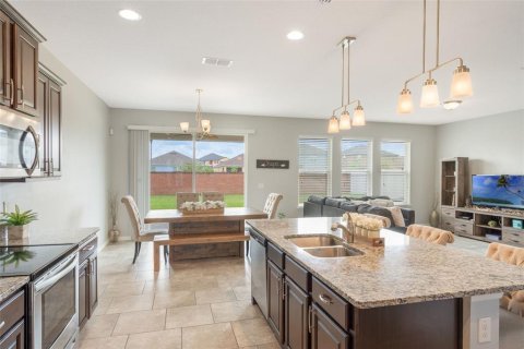 Casa en venta en Clermont, Florida, 5 dormitorios, 266.91 m2 № 1907784 - foto 30