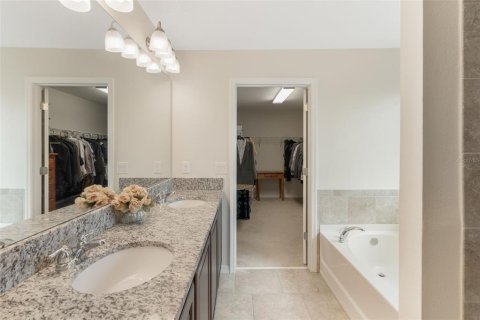 Casa en venta en Clermont, Florida, 5 dormitorios, 266.91 m2 № 1907784 - foto 18