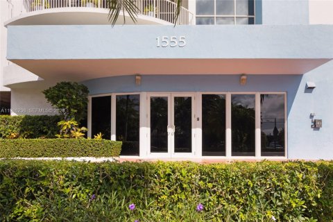 Copropriété à vendre à North Bay Village, Floride: 2 chambres, 99.13 m2 № 2153771 - photo 30