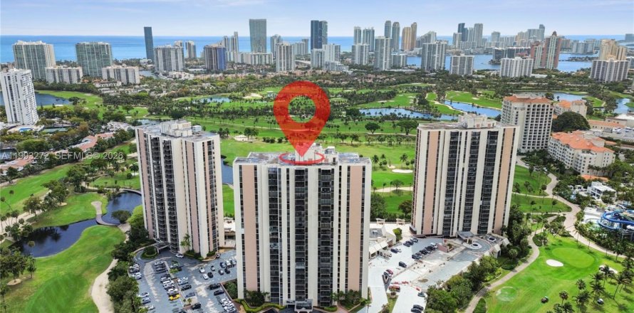Condo in Aventura, Florida, 2 bedrooms  № 2055509