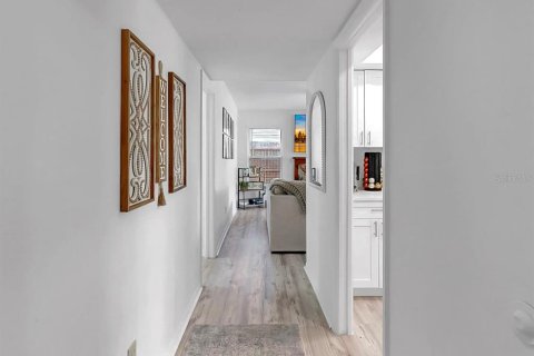 Купить виллу или дом в Тампа, Флорида 5 комнат, 111.11м2, № 1837548 - фото 17