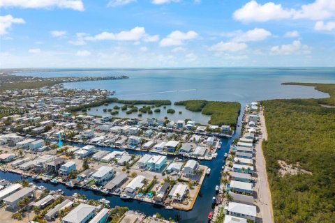 Купить виллу или дом в Ки-Ларго, Флорида 3 спальни, 112.6м2, № 2038573 - фото 2