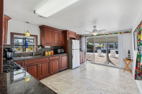 Купить виллу или дом в Ки-Ларго, Флорида 3 спальни, 112.6м2, № 2038573 - фото 25