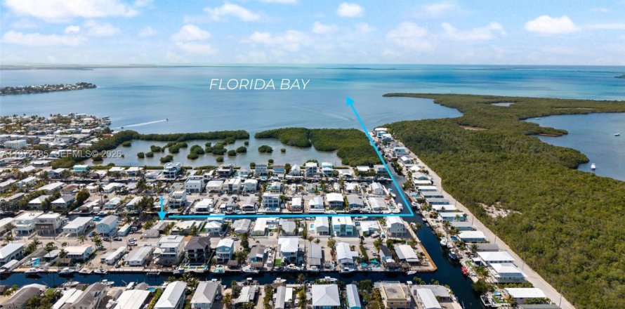 Дом в Ки-Ларго, Флорида 3 спальни, 112.6м2 № 2038573