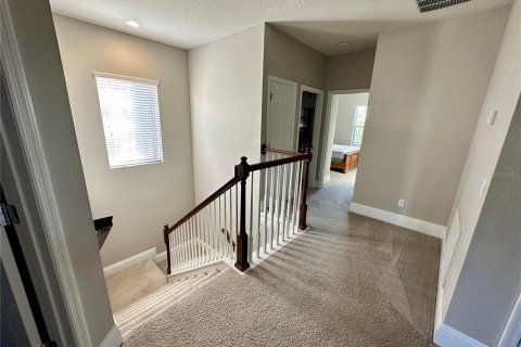 Casa en venta en Orlando, Florida, 4 dormitorios, 315.4 m2 № 1847948 - foto 7