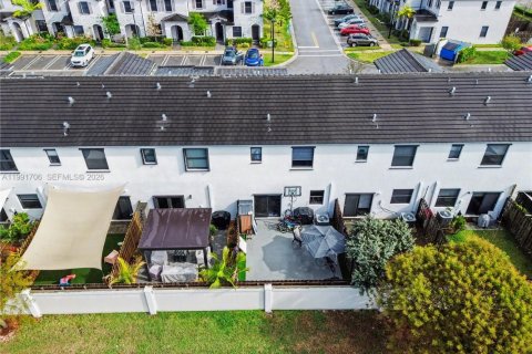 Купить виллу или дом в Майами, Флорида 3 спальни, 123.56м2, № 2052409 - фото 26