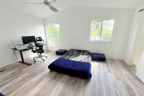 Casa en alquiler en Pembroke Pines, Florida, 4 dormitorios, 177.35 m2 № 1954337 - foto 16