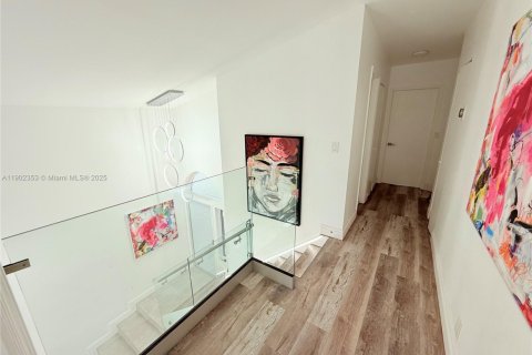 Casa en alquiler en Pembroke Pines, Florida, 4 dormitorios, 177.35 m2 № 1954337 - foto 14