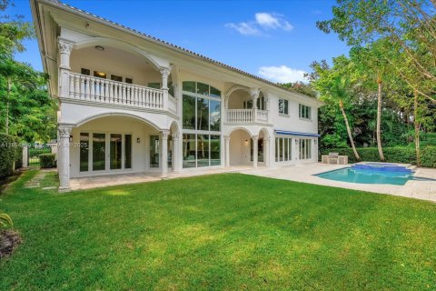 Villa ou maison à vendre à Miami, Floride: 6 chambres, 547.01 m2 № 1947969 - photo 22