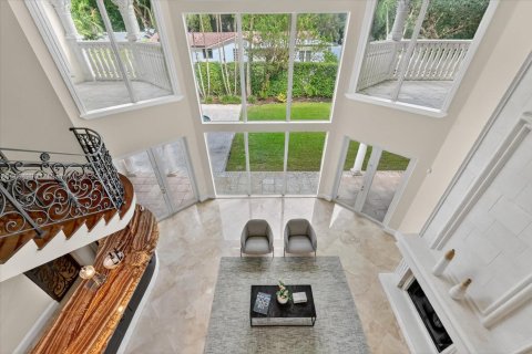 Villa ou maison à vendre à Miami, Floride: 6 chambres, 547.01 m2 № 1947969 - photo 15