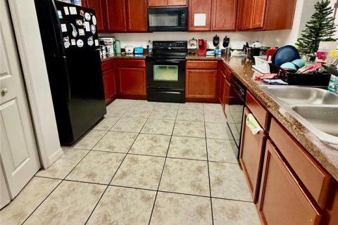 House in Kissimmee, Florida 3 bedrooms, 138.42 sq.m. № 2232574 - photo 8