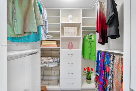 Condo in Pompano Beach, Florida, 2 bedrooms  № 2146443 - photo 23
