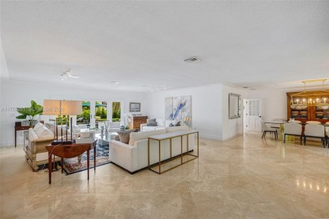 Villa ou maison à vendre à Coral Gables, Floride: 5 chambres, 470.55 m2 № 2179691 - photo 7