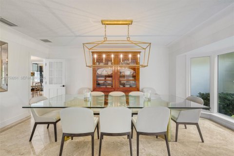 Villa ou maison à vendre à Coral Gables, Floride: 5 chambres, 470.55 m2 № 2179691 - photo 10
