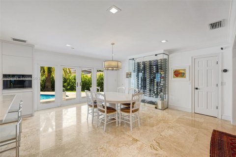 Villa ou maison à vendre à Coral Gables, Floride: 5 chambres, 470.55 m2 № 2179691 - photo 19