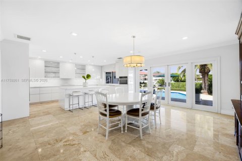 Villa ou maison à vendre à Coral Gables, Floride: 5 chambres, 470.55 m2 № 2179691 - photo 18