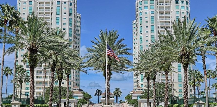 Condo à Clearwater, Floride, 3 chambres  № 1902834