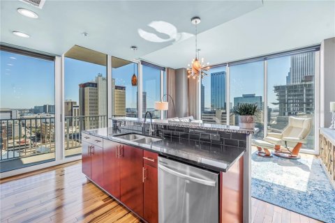 Купить кондоминиум в Тампа, Флорида 8 комнат, 113.43м2, № 2100318 - фото 11