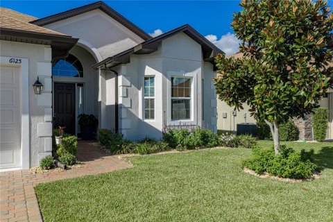 Villa ou maison à vendre à Winter Haven, Floride: 3 chambres, 189.99 m2 № 2423780 - photo 4