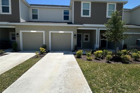 Townhouse in Nokomis, Florida 3 bedrooms, 127.55 sq.m. № 1834839 - photo 1