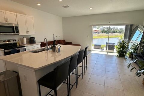 Townhouse in Nokomis, Florida 3 bedrooms, 127.55 sq.m. № 1834839 - photo 7