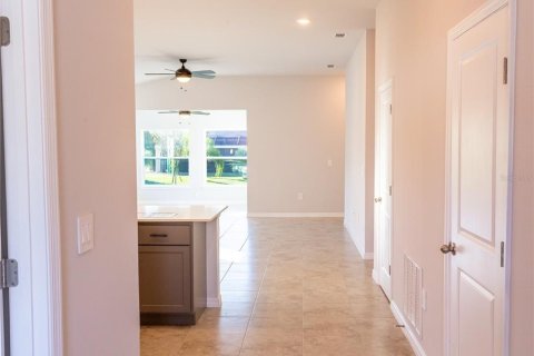 House in Punta Gorda, Florida 4 bedrooms, 167.5 sq.m. № 1449783 - photo 3