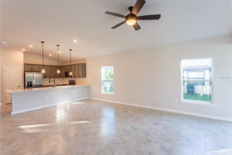 House in Punta Gorda, Florida 4 bedrooms, 167.5 sq.m. № 1449783 - photo 7