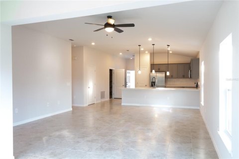 House in Punta Gorda, Florida 4 bedrooms, 167.5 sq.m. № 1449783 - photo 8