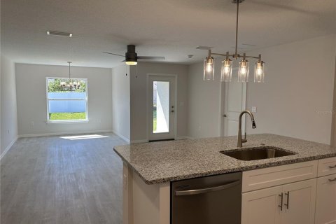 Apartamento en alquiler en Palm Coast, Florida, 3 dormitorios, 108.14 m2 № 1740638 - foto 3