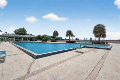 Condo in Sunny Isles Beach, Florida, 1 bedroom № 1987962 - photo 23