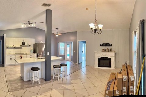 House in Kissimmee, Florida 3 bedrooms, 145.86 sq.m. № 2220349 - photo 3