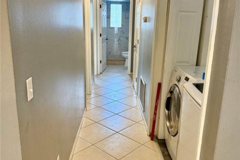 House in Kissimmee, Florida 3 bedrooms, 145.86 sq.m. № 2220349 - photo 9