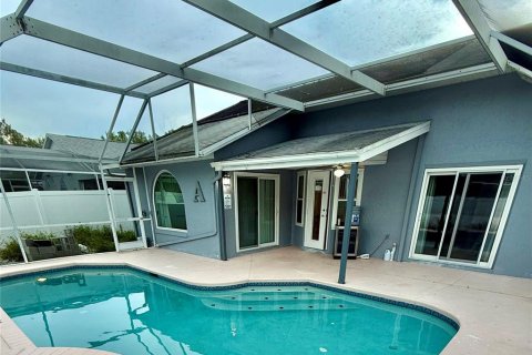 House in Kissimmee, Florida 3 bedrooms, 145.86 sq.m. № 2220349 - photo 14