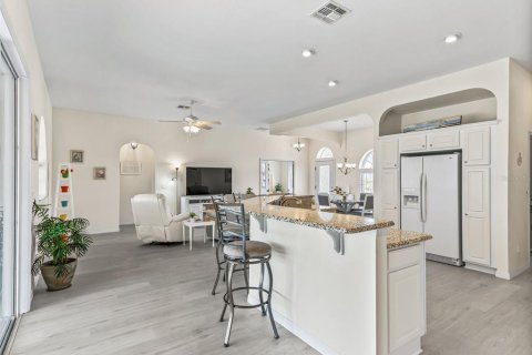 Villa ou maison à vendre à Summerfield, Floride: 3 chambres, 191.84 m2 № 2411530 - photo 15
