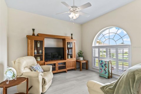 Villa ou maison à vendre à Summerfield, Floride: 3 chambres, 191.84 m2 № 2411530 - photo 11