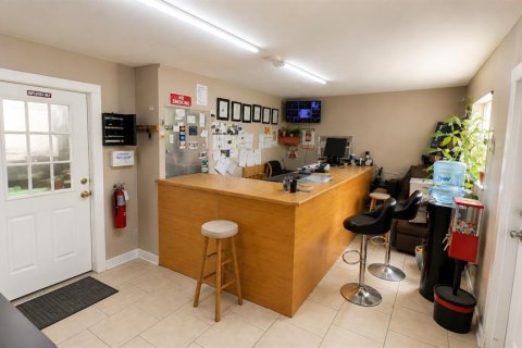 Immobilier commercial à vendre à Mascotte, Floride: 108.7 m2 № 2227943 - photo 4