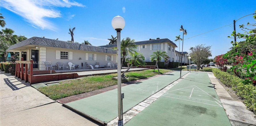 Condominio en Hollywood, Florida, 1 dormitorio № 1937874