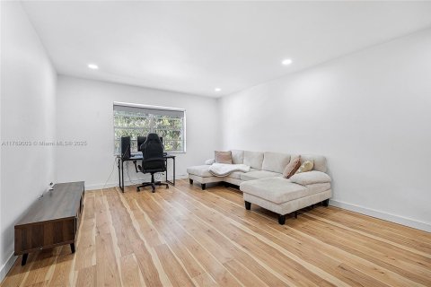Condominio en venta en Hollywood, Florida, 1 dormitorio, 61.78 m2 № 1937874 - foto 7